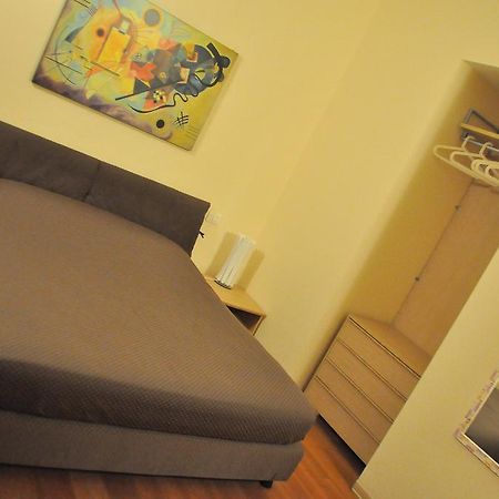 B&B Al Canto Del Cavour Pistoia Ngoại thất bức ảnh