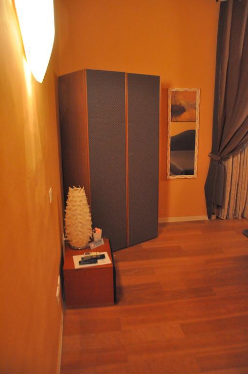 B&B Al Canto Del Cavour Pistoia Phòng bức ảnh