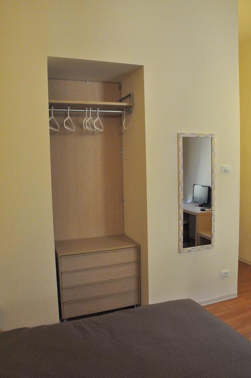 B&B Al Canto Del Cavour Pistoia Ngoại thất bức ảnh